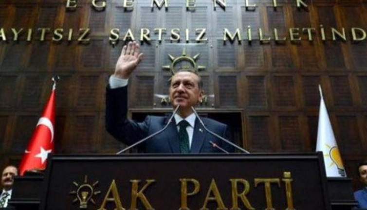 AKP'liler bot hesaplarla "Devam" dedi