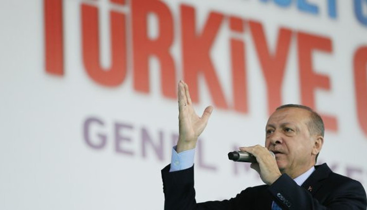 Erdoğan'ın yeni seçim şarkısı ilk kez çalındı