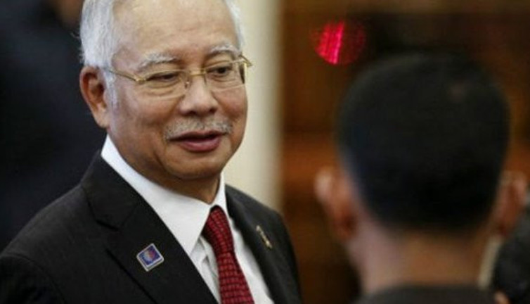 Eski Malezya Başbakanı’na yolsuzluk suçlaması