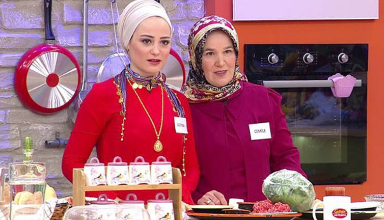 Gelinim mutfakta Aleyna ve Cemile Hanım kimdir?