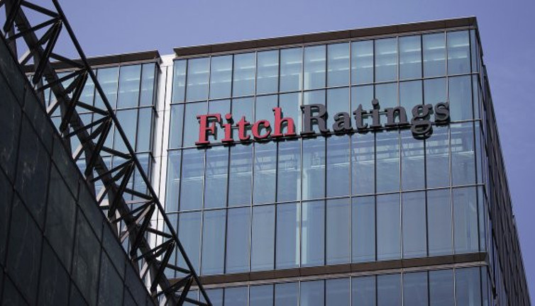 Fitch'ten Türkiye'ye resesyon uyarısı!