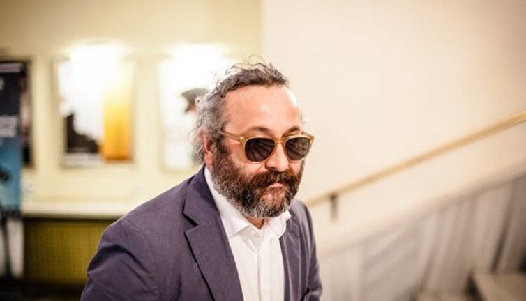 Filmine 3 bin kişi giden Onur Ünlü'den ilginç mesaj