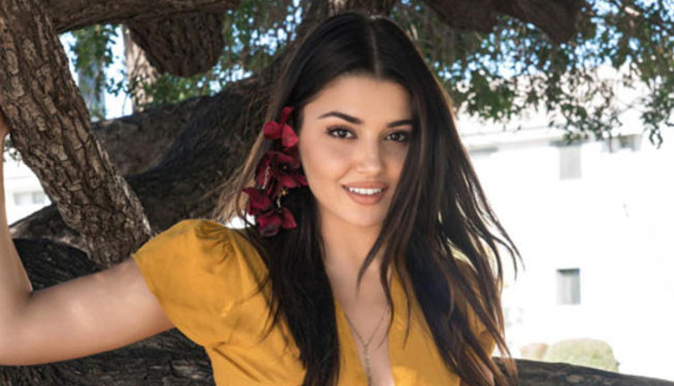 Hande Erçel kendisine 'bazlama surat' diyenlere savaş açtı!