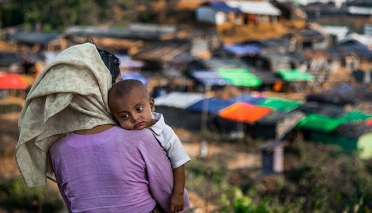 "Arakanlı Müslümanlara yapılan saldırılar soykırımdır"