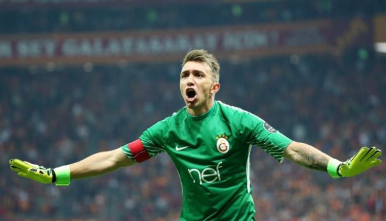 Muslera'ya talip var