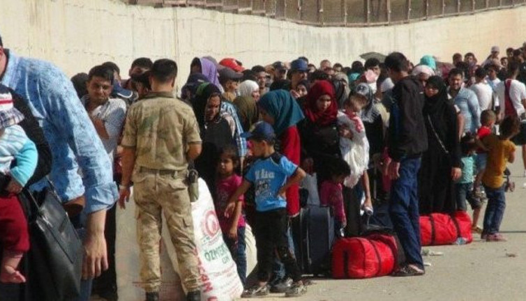 Bayram ziyaretine giden 32 bin Suriyeli döndü