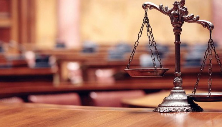 "Böyle giderse hukuk zaafa uğrayacak"