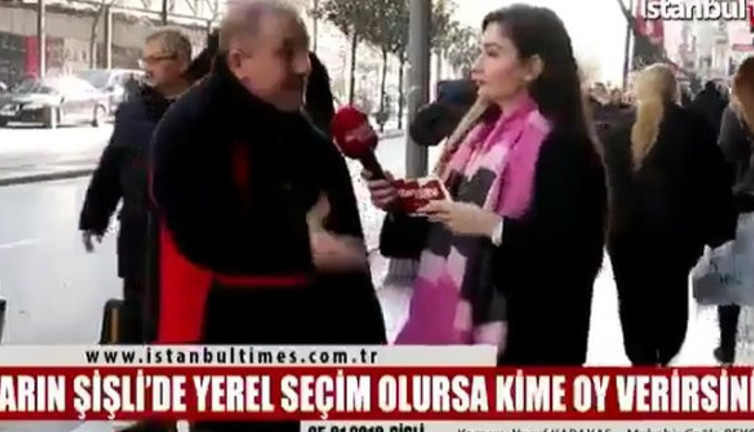Hükümetin demokrasi kısıtlamalarına vatandaştan tepki