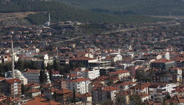 Burdur'da 2 bin 761 kişi hastanelik oldu