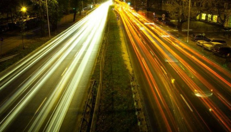 Kuantum bilgisayarıyla yapılan deneyde 'zamanı geriye aldı'