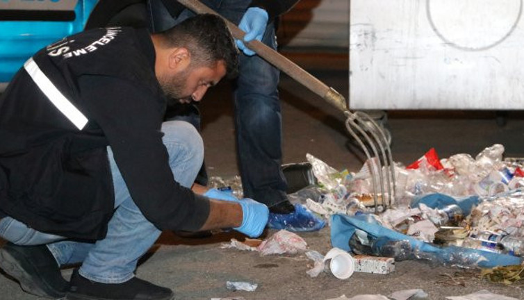 Antalya'da çöp kutusundan oy pusulası çıktı