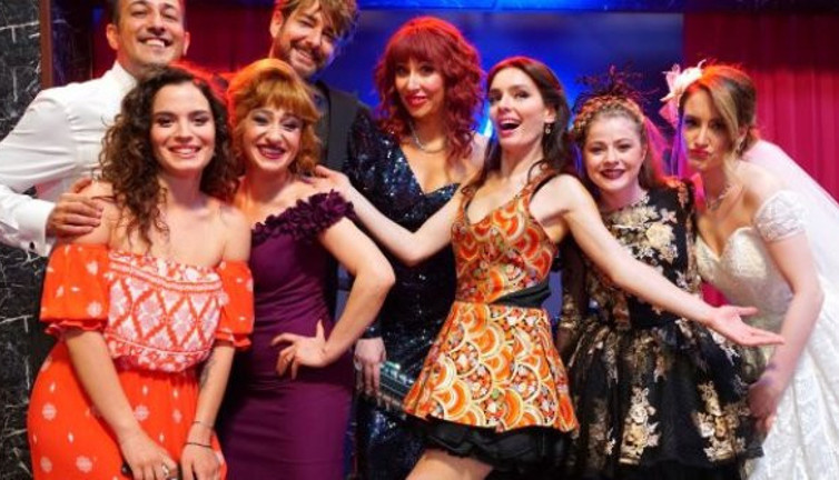 Jet Sosyete hayranlarına kötü haber! Jet sosyete final mi yapıyor?