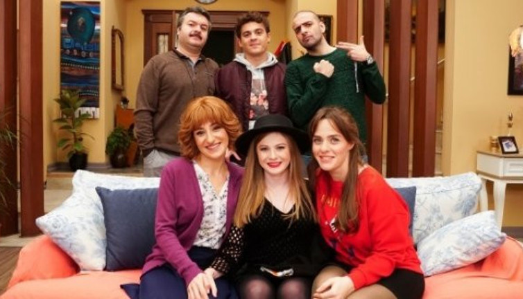 Jet Sosyete var mı? Saat kaçta yayınlanacak?