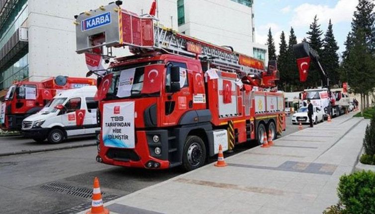 Kamu kuruluşundan AKP'li başkana araç hibesi!