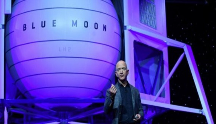 Amazon'un patronu Ay'a uzay aracı gönderecek Kaynak: Amazon'un patronu Ay'a uzay aracı gönderecek