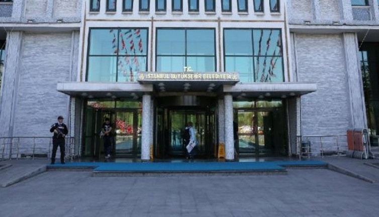 "Milletin malının nasıl peşkeş çekildiğini gördük"