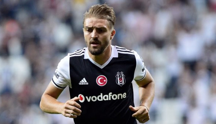 Beşiktaş Caner Erkin için kararını verdi