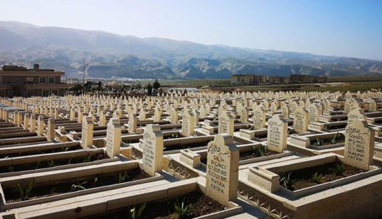 Hasankeyf'te türbe ve mezarlar da taşınıyor