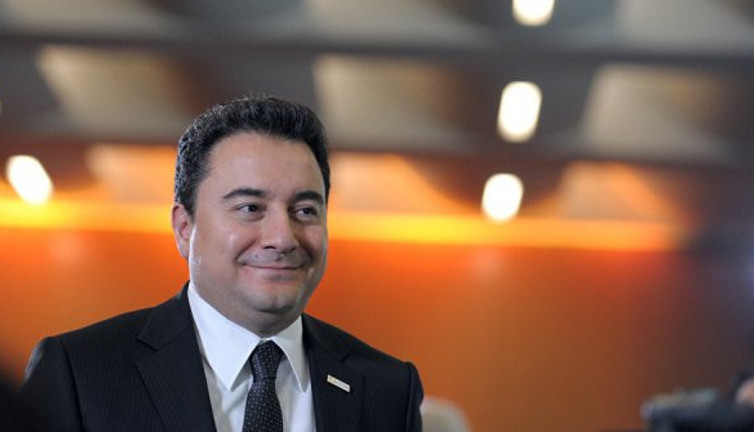 "Babacan'ın partisinin kuruluş tarihi değişti"