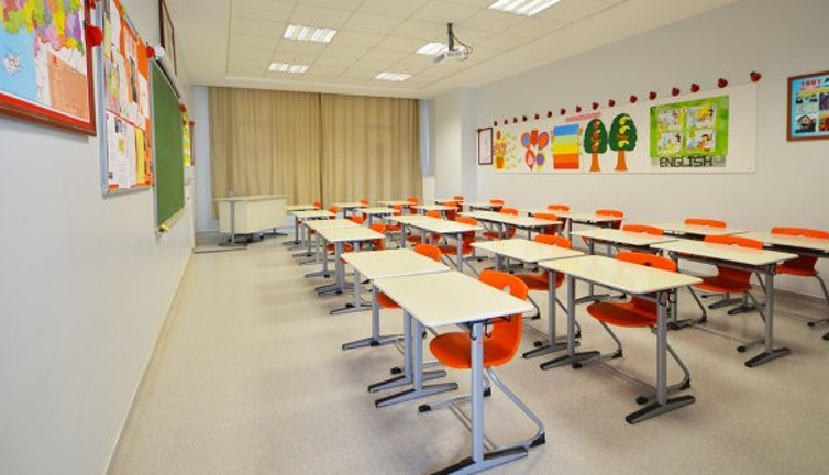 AKP eğitimi özele mahkûm etti