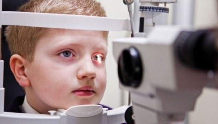 Veliler dikkat: Okul öncesi göz muayenesi şart