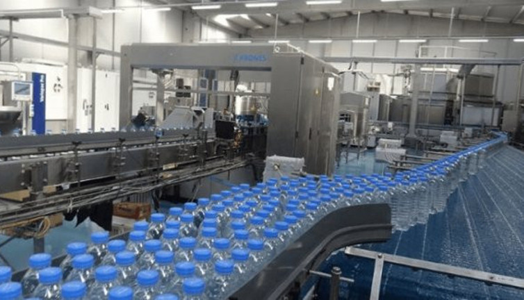 Atandığı şirketteki oğlunu istifa ettirdi