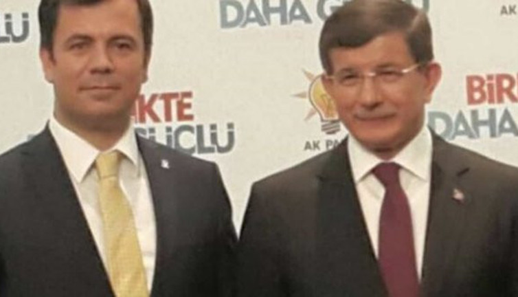 AKP'de Davutoğlu krizi büyüyor: Eski vekilden tepki istifası