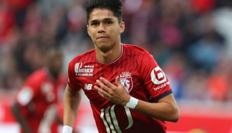 Beşiktaş Lens'in yerine Araujo'yu transfer edecek