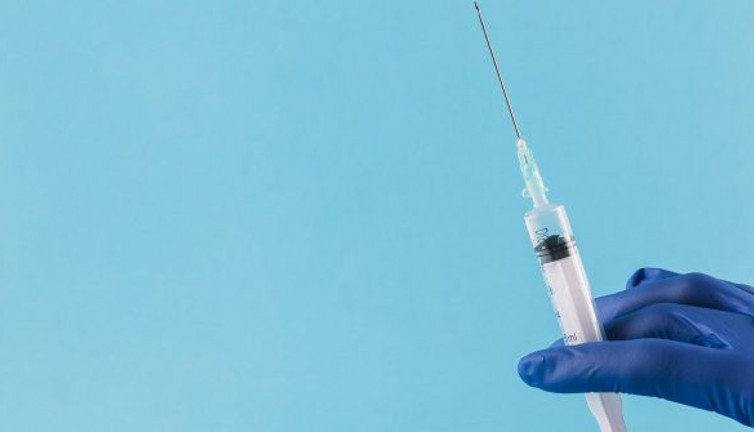 "Her yıl 1,5 milyon çocuk aşılanamadığı için ölmektedir"