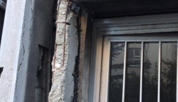 Çapa'da fakülte binası depremden önce çökmeye başladı!