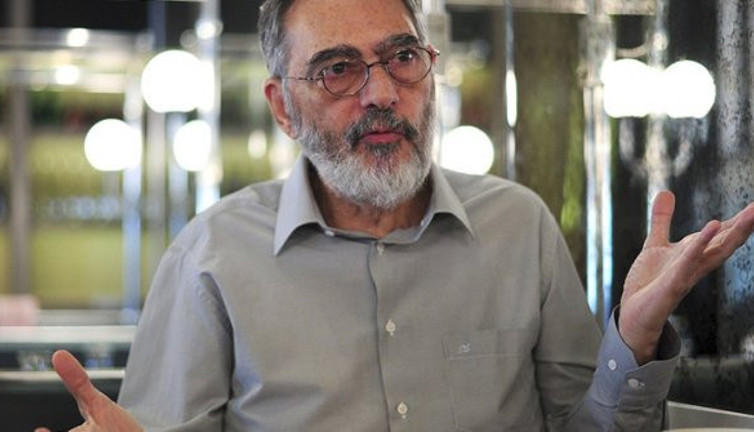 Davutoğlu'nun eski danışmanı: "PYD doğrudan bir tehdit oluşturmuyordu"