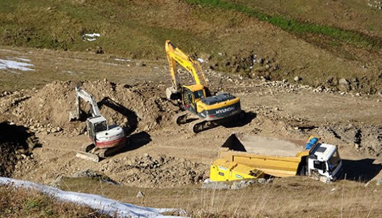 Define söylentisi gölü kuruttu: Valilik izin verdi!