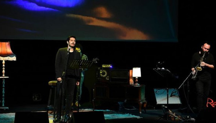 'Rivayet Radyosu'nun özel gösterimi İstanbul'da yapıldı