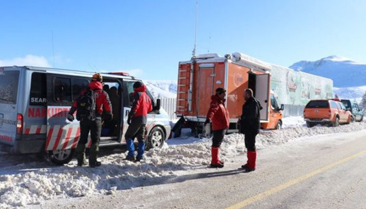 Kaybolan dağcıları arama çalışmaları 13. gününde