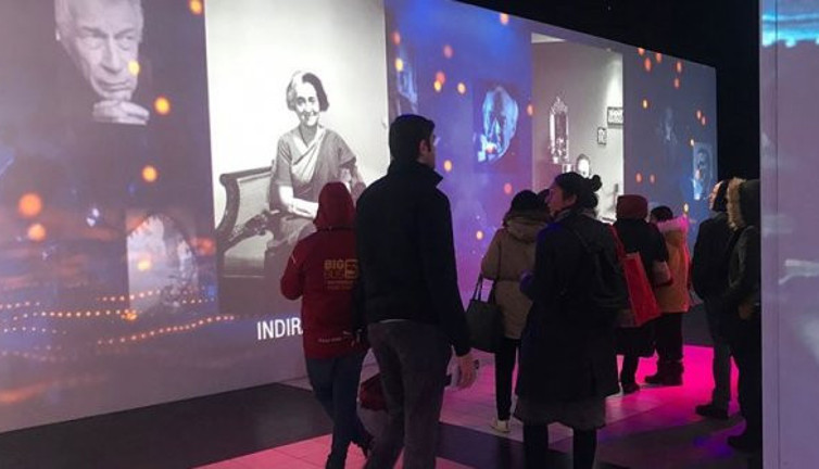 Ara Güler Dijital Fotoğraf Sergisi'ne yoğun ilgi