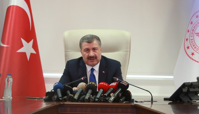 Fahrettin Koca: Corona var ancak yeni değil