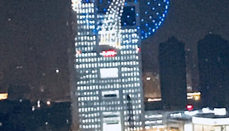 Çin'de ışıklar iki ay sonra yandı: Wuhan başardı...