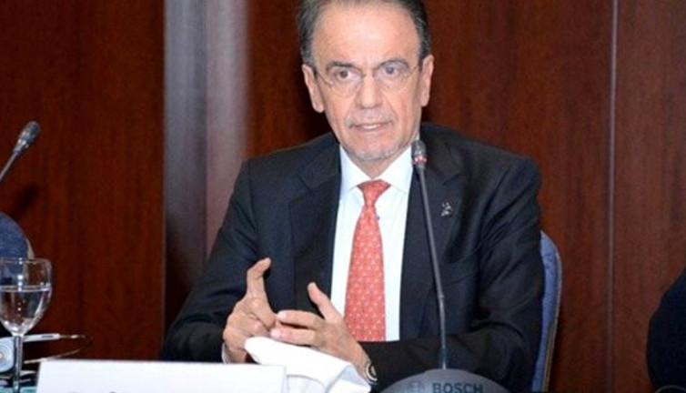 Profesör Mehmet Ceyhan’dan cuma namazı uyarısı: 'Dualar içinizden, tekbir getirirken ise buna dikkat'