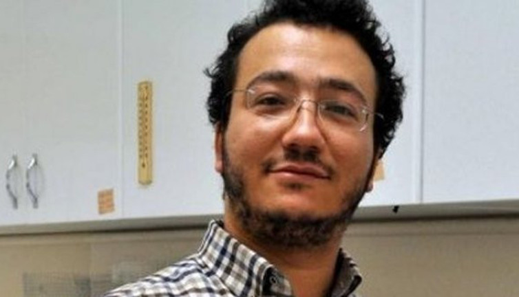 Doktorlar "Türklere korona bulaşmaz" diyen Doçenti konuşuyor