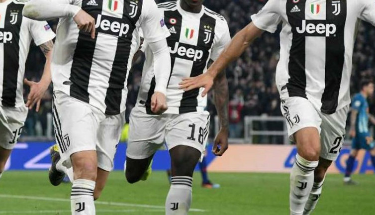 Dünyaca ünlü futbolcu koronayı yenemiyor