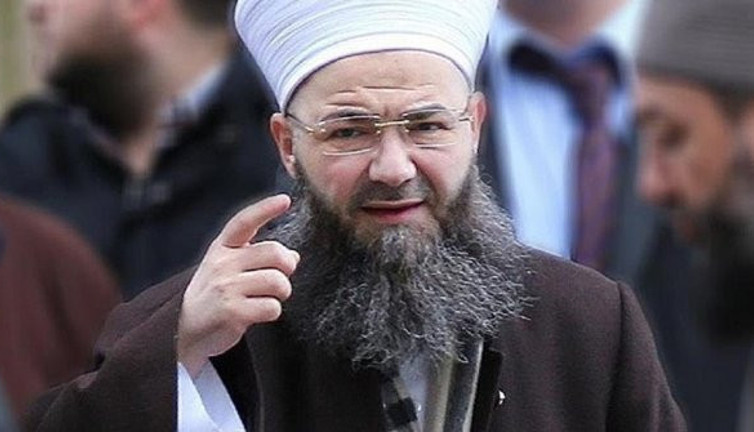 Alparslan Kuytul ile Ahmet Ünlü (Cübbeli Ahmet Hoca) birbirine girdi! İsmailağa Cemaati ile Furkan Vakfı ayağa kalktı!