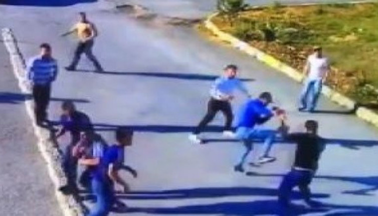 Marketi açsana kavgası: 2 yaralı