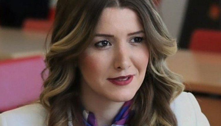 Cami hoparlöründen müzik çalınma anını paylaşmıştı; Banu Özdemir olayında flaş gelişme