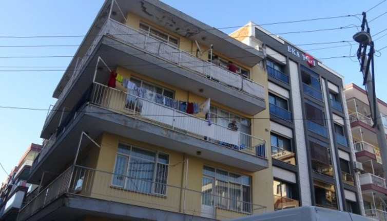 Bir acı haber de İzmir'den: Yardım için sığındığı komşusunda can verdi
