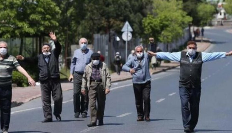 65 yaş üstü ve 18 yaş altı için sokağa çıkma yasağında yeni formül