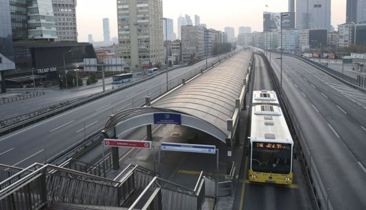 Hafta sonu sokağa çıkma yasağı var mı? Sokağa çıkma yasağı hangi saatlerde uygulanacak?