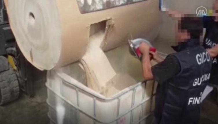 IŞİD'e büyük darbe! Tarihin en büyük uyuşturucu operasyonu