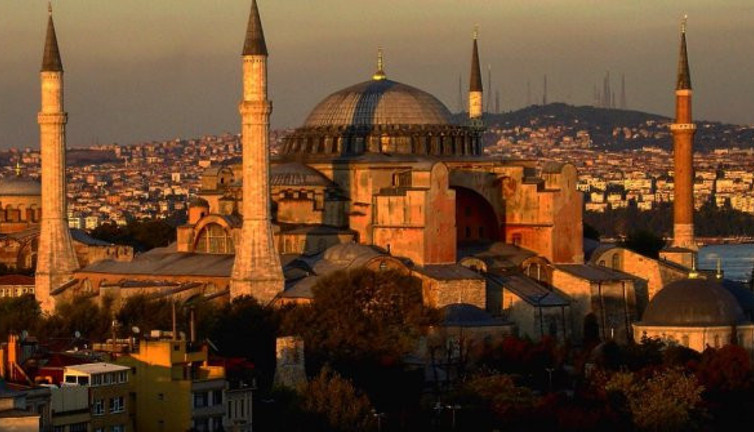 Ayasofya'da ibadet nasıl yapılacak? Resimler ne olacak? Ali Erbaş açıkladı