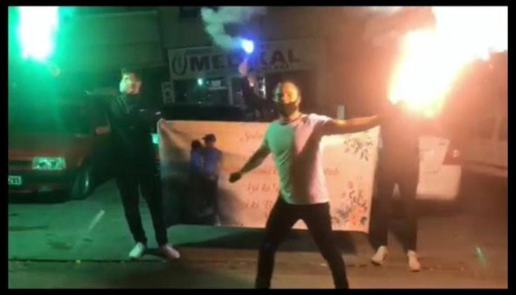 Korona tedavisi gören sevgiliye doğum günü sürprizi