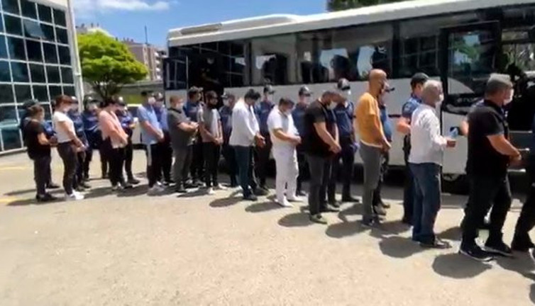 Baskında yasa dışı bahisçiler kazandığı para şok etti